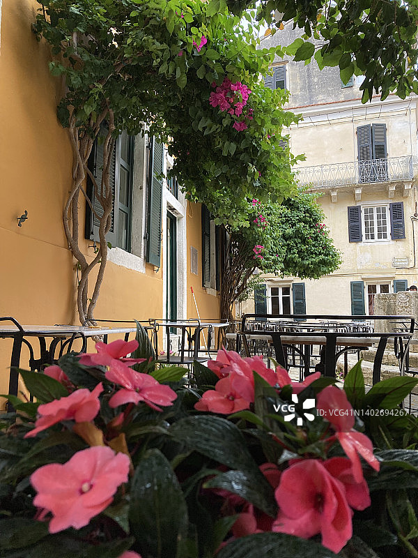 希腊科孚岛科孚镇老城区小巷图片素材