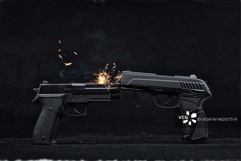射击手枪图片素材