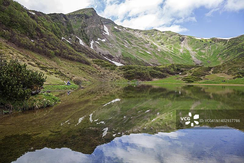 施拉波尔德湖，费尔峰，奥伯斯多夫附近，上阿尔高，阿尔高，巴伐利亚，德国图片素材