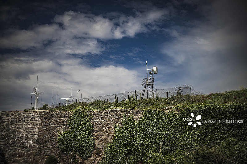 法国诺曼底圣瓦斯特拉乌格沃邦联合国教科文组织防御工事的通信设备图片素材