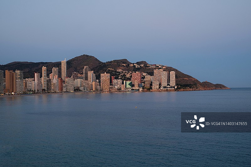 沿海现代酒店和设施图片素材