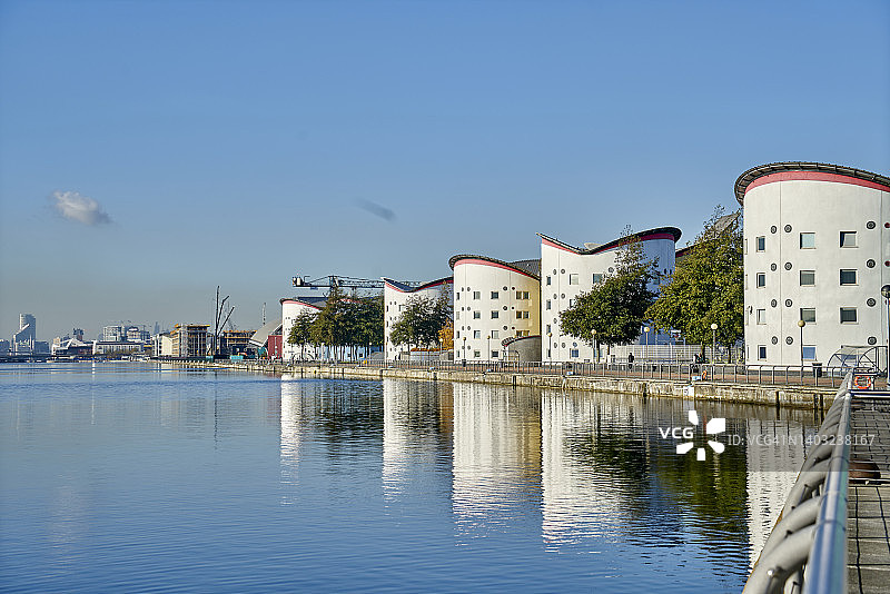 东伦敦大学（UEL）：位于英国伦敦纽汉区的公立大学，位于伦敦码头区的校园图片素材