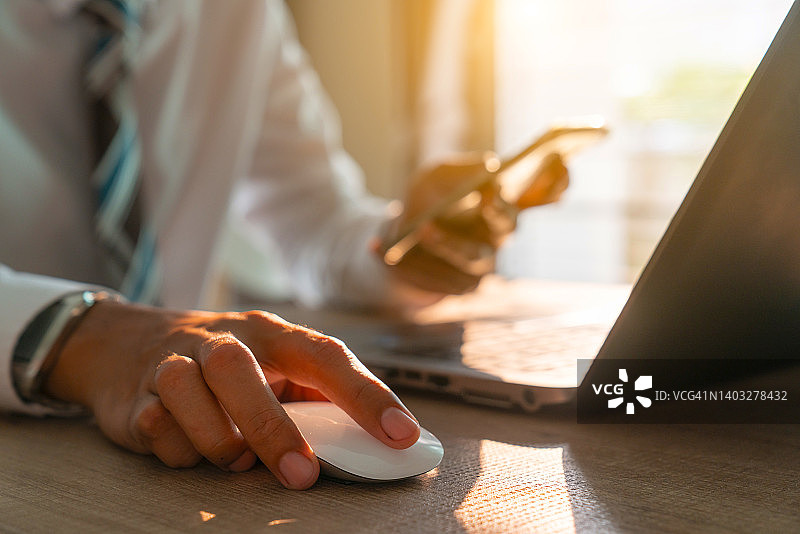 商务人士的手部特写图片素材