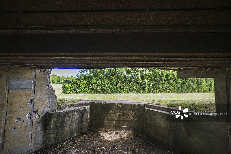 法国诺曼底阿泽维尔炮台德军防御工事内部图片素材