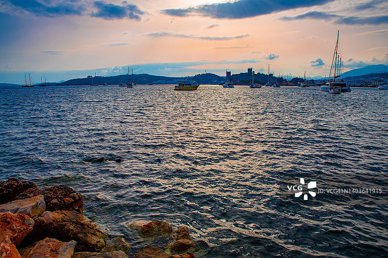 土耳其博德鲁姆城堡（圣彼得城堡）日落景色图片素材