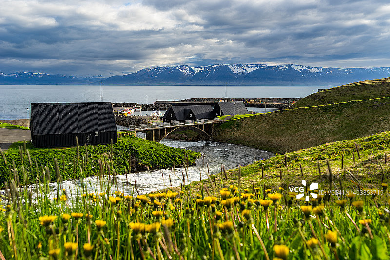 霍夫索斯：古老的贸易中心及彩色房屋图片素材
