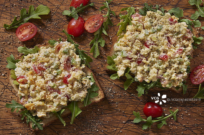 奶油鸡蛋沙拉BLT三明治图片素材