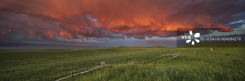 草原日落图片素材