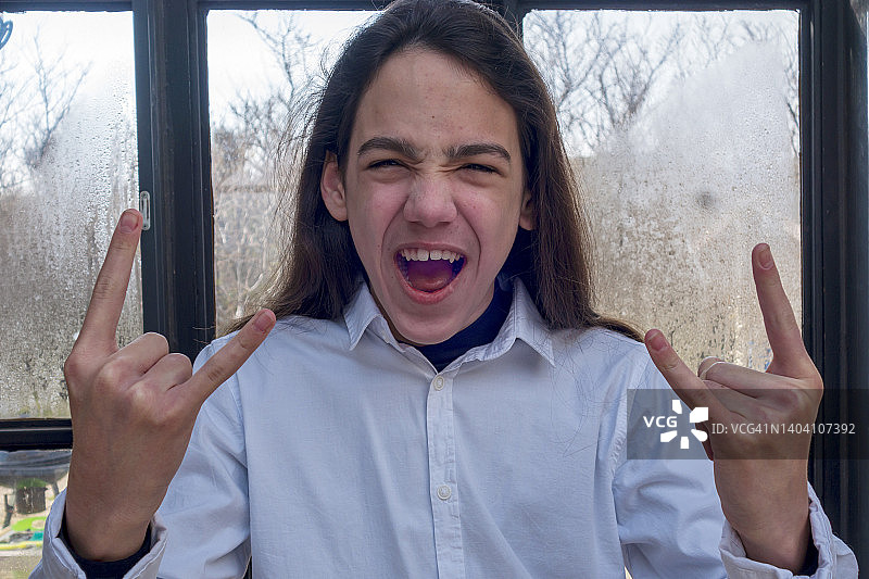 年轻人的肖像图片素材