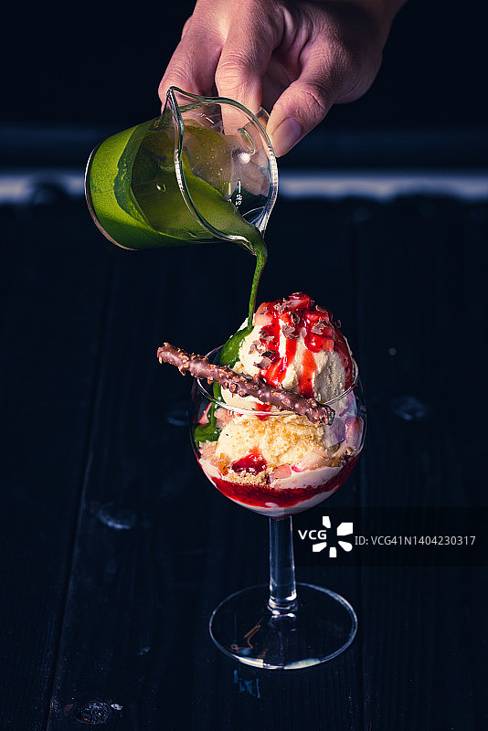 阿芙佳朵：特色咖啡店的冷热美食图片素材