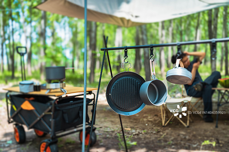 户外野餐烹饪图片素材