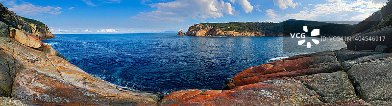 闹鬼的海湾图片素材