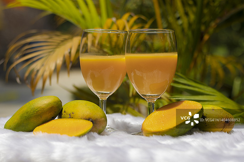 夏日芒果冰沙图片素材