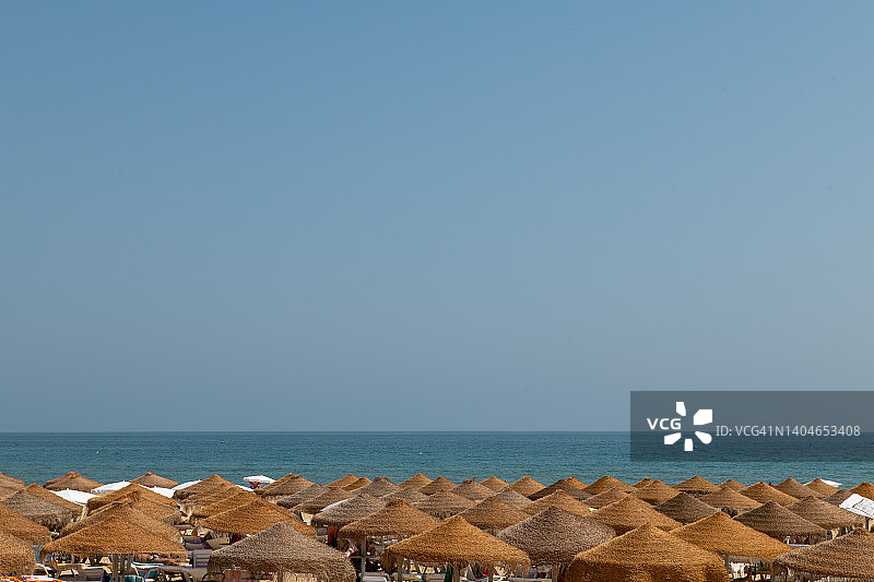 葡萄牙阿尔加维的戈尔杜山海滩图片素材