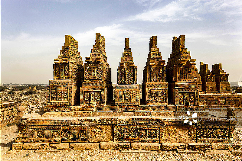 乔昆迪陵墓：位于巴基斯坦信德省卡拉奇以东29公里的伊斯兰早期墓地图片素材