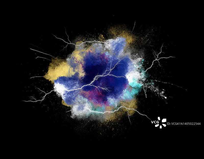 黑色背景上的带烟雾和闪电的电爆炸图片素材