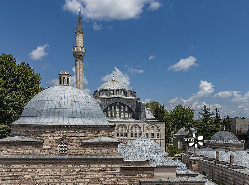 土耳其伊斯坦布尔贝伊奥卢地区的基利奇·阿里·帕夏建筑群图片素材