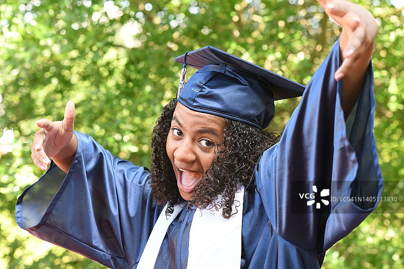 激动的毕业生图片素材