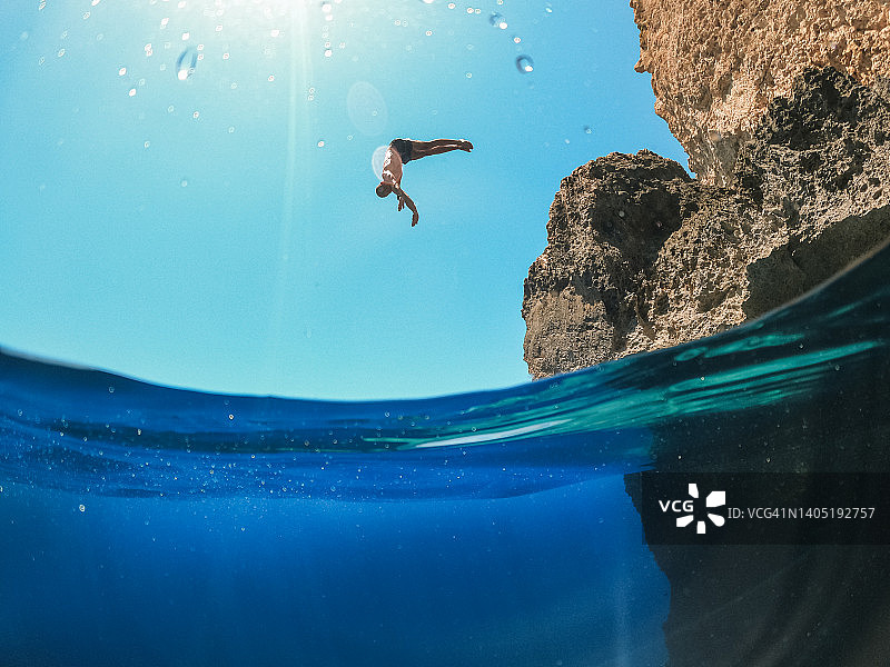 勇敢的探险图片素材