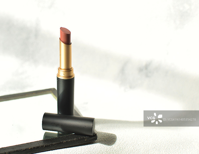 哑光唇膏图片素材