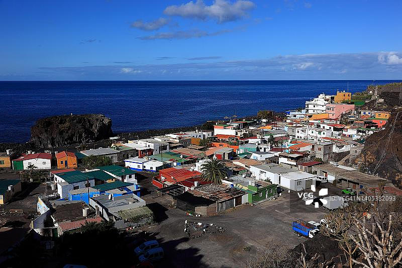 西班牙加那利群岛拉帕尔马岛卡萨斯·拉邦比利亚海边村庄景色图片素材