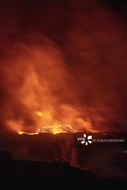 美国夏威夷大岛夏威夷火山国家公园基拉韦厄火山活跃喷发景象图片素材