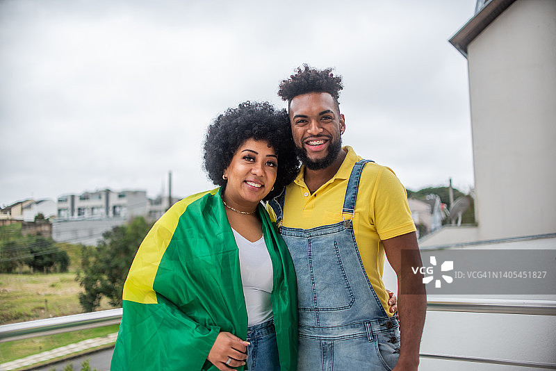 巴西黑人情侣肖像图片素材