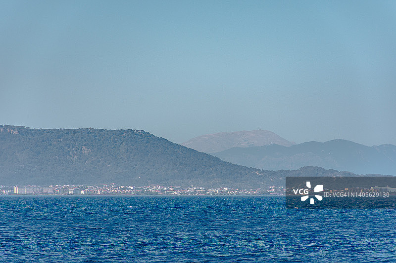 多德卡尼斯群岛的山脉和岩层图片素材