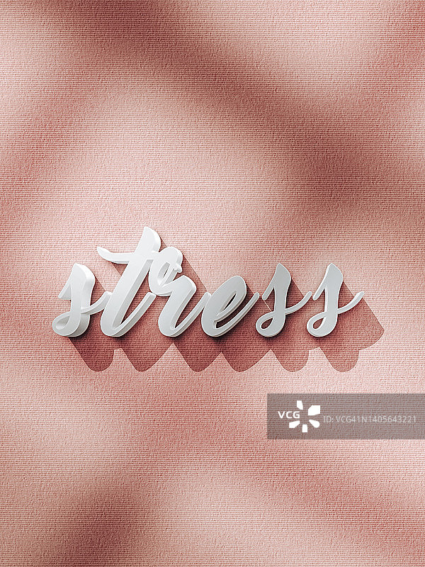 灯箱中的重音词。粉红色的背景。俯视图图片素材