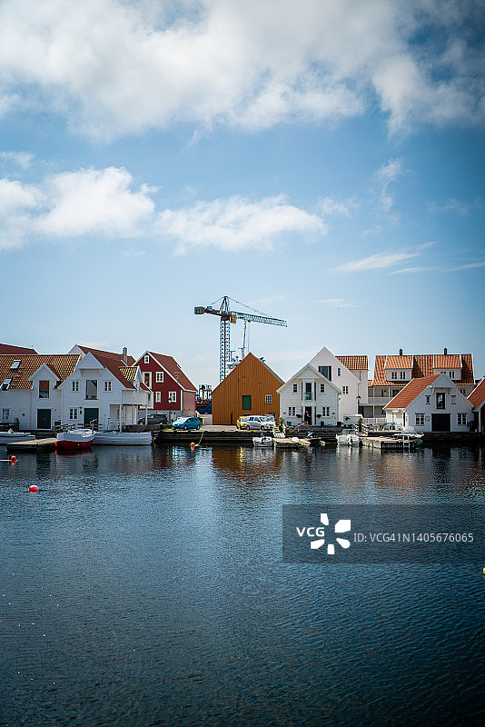 挪威卡莫伊的滨水景观图片素材