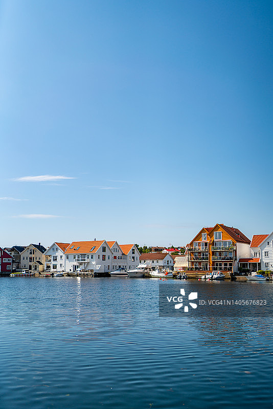 挪威卡莫伊的滨水景观图片素材