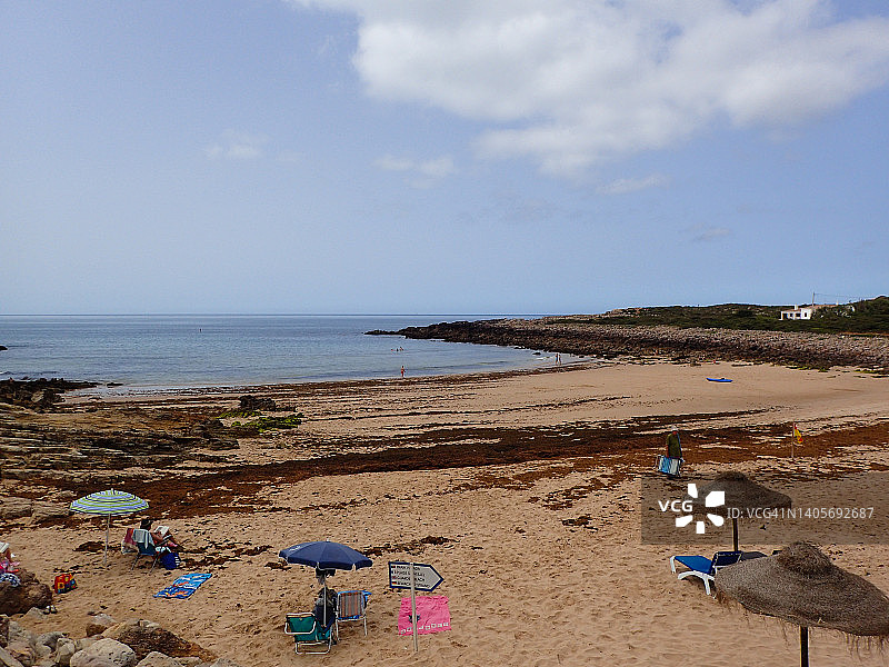 葡萄牙西阿尔加维比斯波镇的英格里纳海滩图片素材