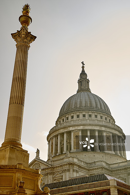 英国伦敦圣保罗大教堂图片素材