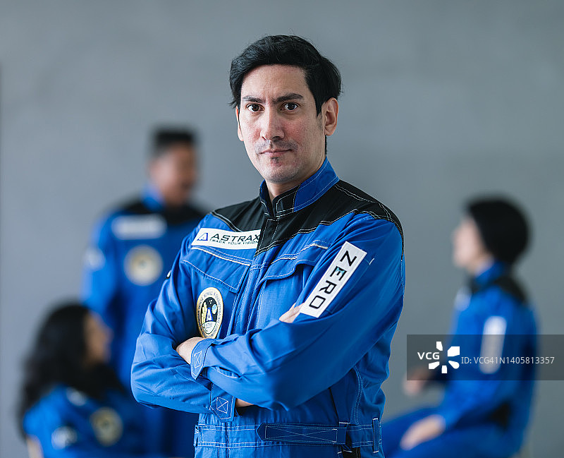 商业太空旅行者影棚肖像图片素材