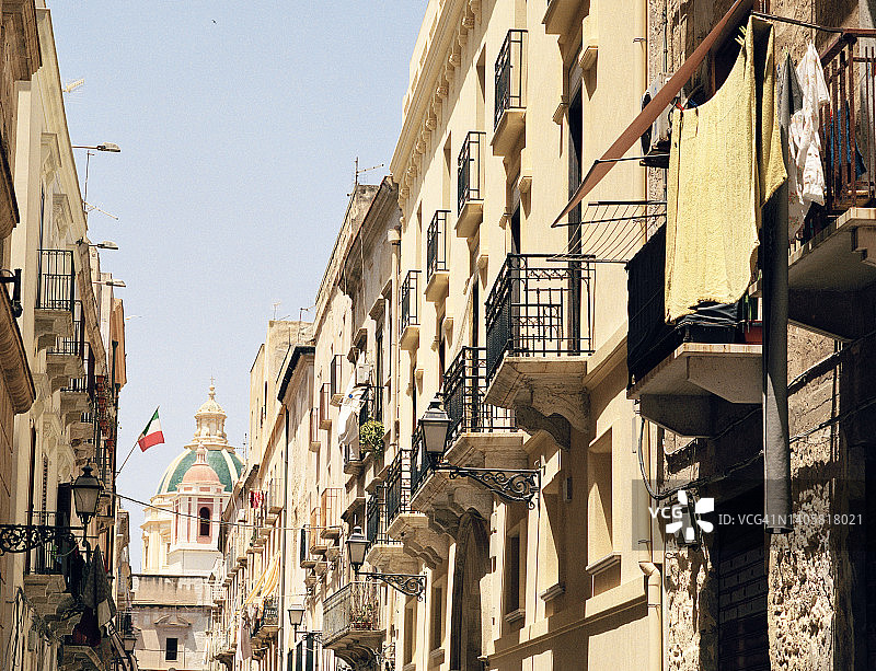 西西里岛特拉帕尼的典型街道图片素材