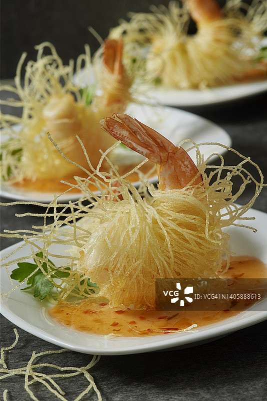 米粉包裹炸虾图片素材