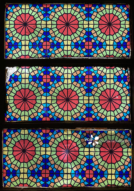 美丽的彩色窗户图片素材