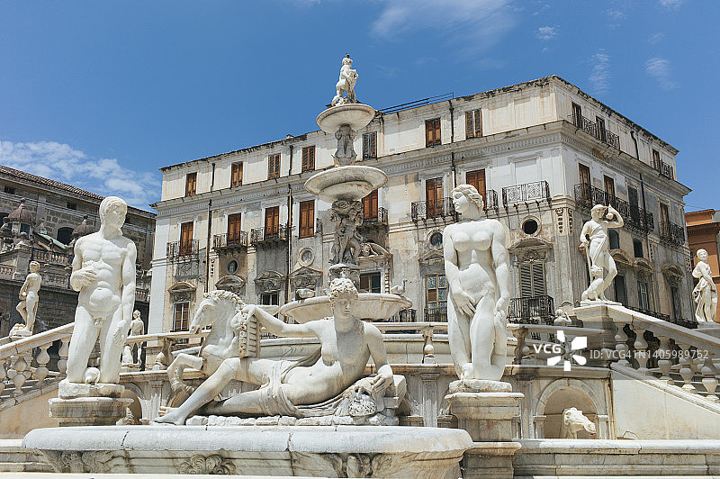 巴勒莫普雷托利亚喷泉雕像图片素材