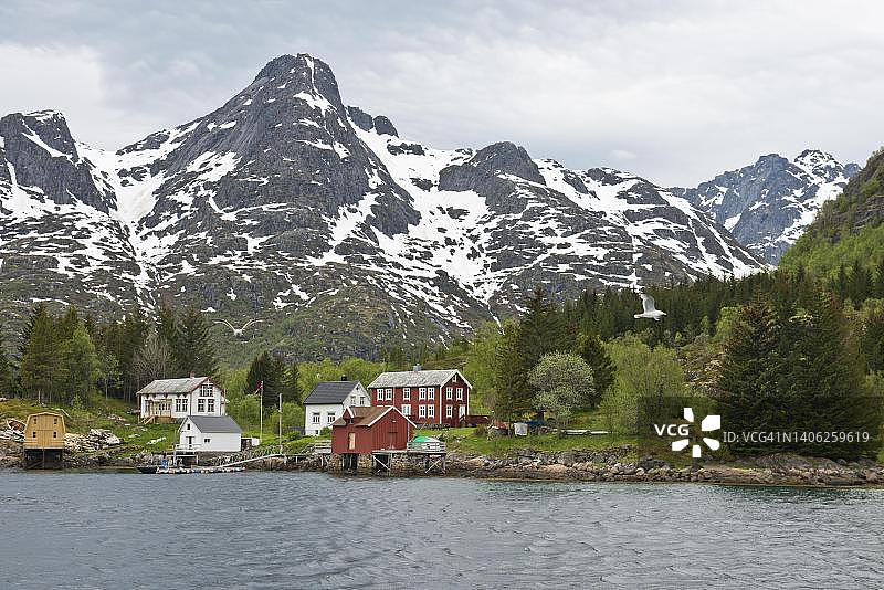 特罗尔峡湾风光，挪威罗弗敦群岛图片素材