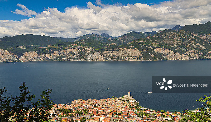 马尔切西内，加尔达湖风光图片素材