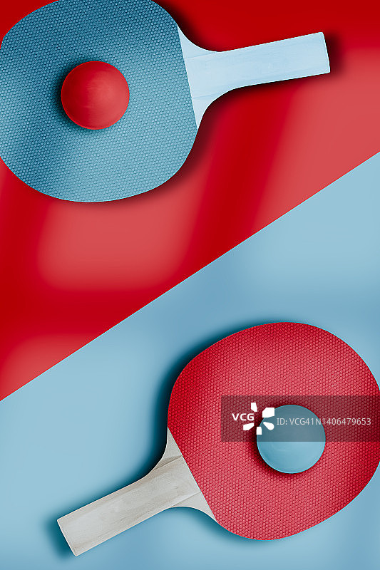 带复制空间的乒乓球拍和球图片素材