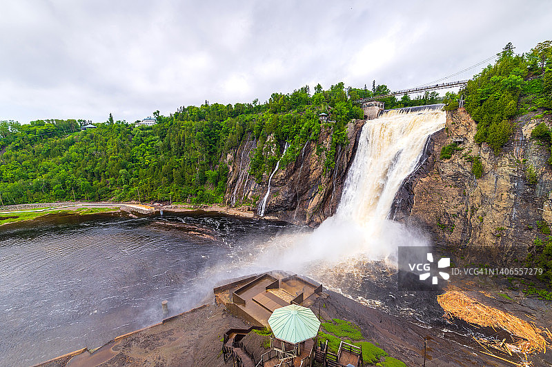 加拿大魁北克省的蒙莫朗西瀑布和观景点图片素材