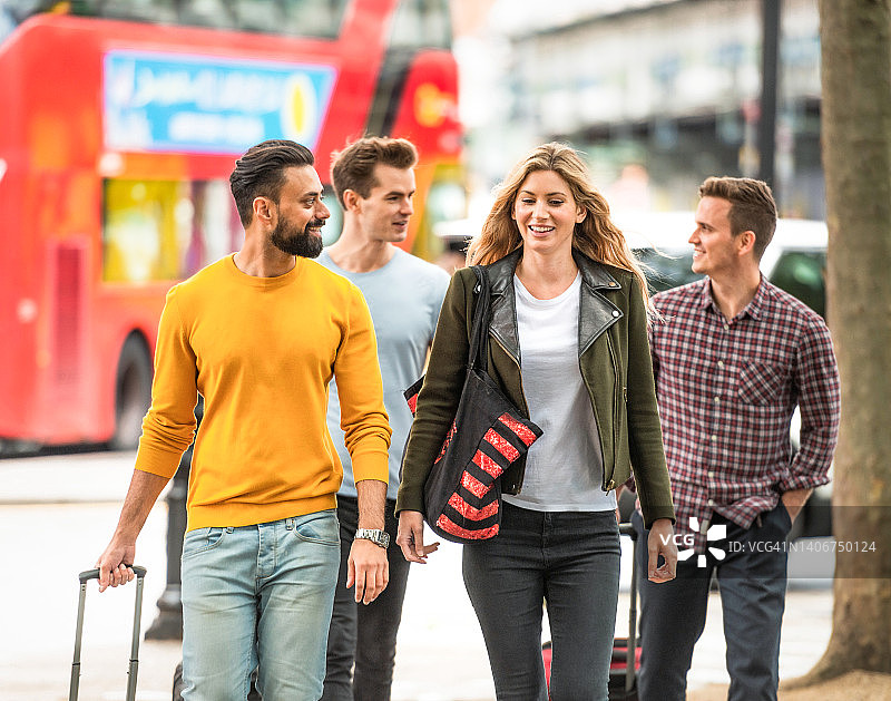 伦敦周末游客图片素材