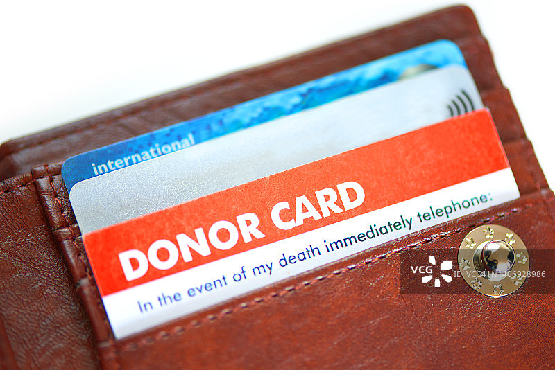 钱包里的献血卡图片素材
