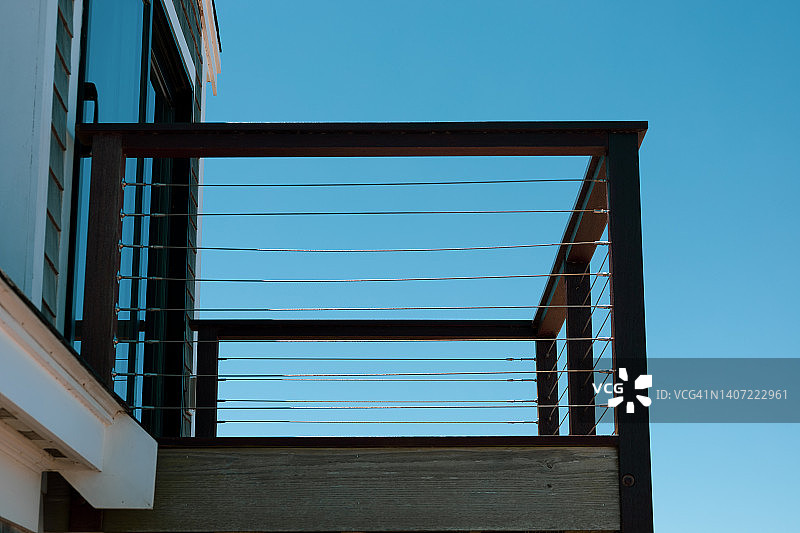 楼上的海滩别墅甲板图片素材