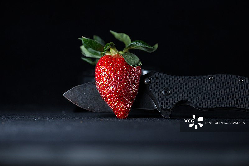 草莓插画图片素材