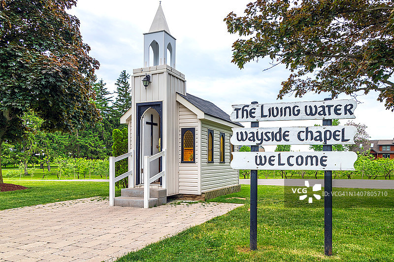 尼亚加拉大瀑布附近的迷你教堂图片素材