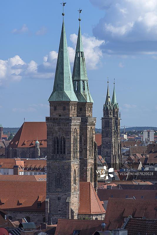 德国巴伐利亚纽伦堡圣塞巴尔德与圣洛伦茨教堂景观图片素材