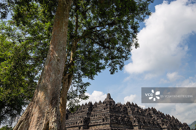 印度尼西亚中爪哇婆罗浮屠佛教寺庙图片素材