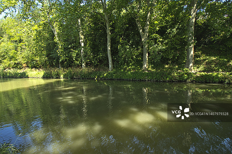 米迪运河，卡尔卡松图片素材